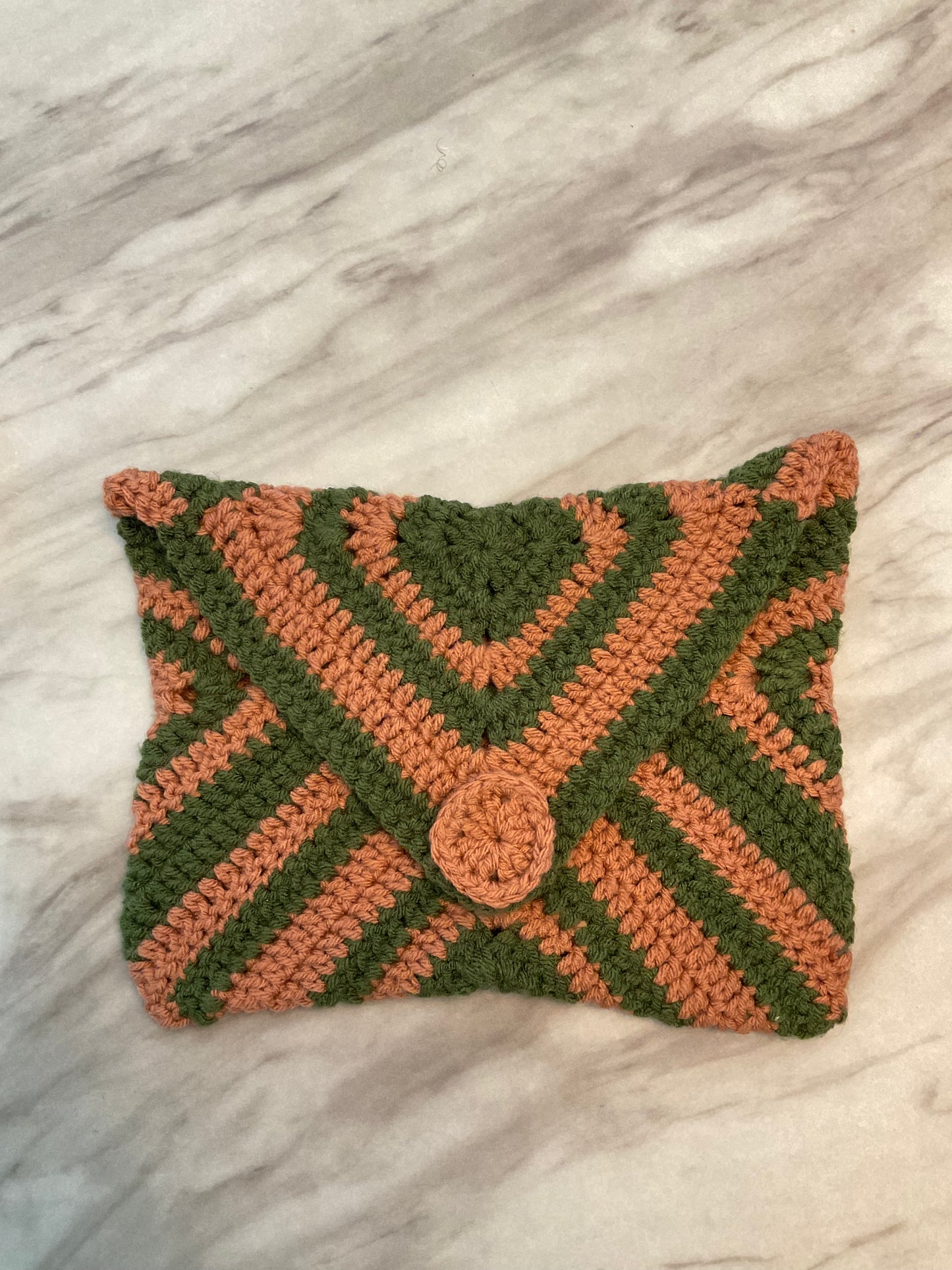 Solid Striped Granny Book Sleeve